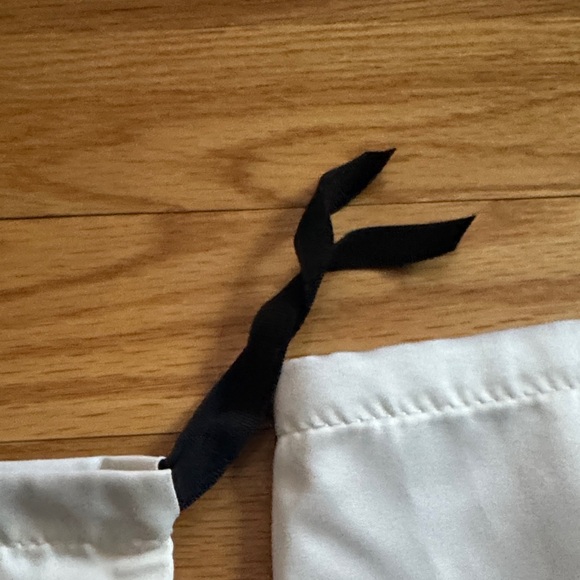 Gucci White Storage Bags - Picture 4 of 4